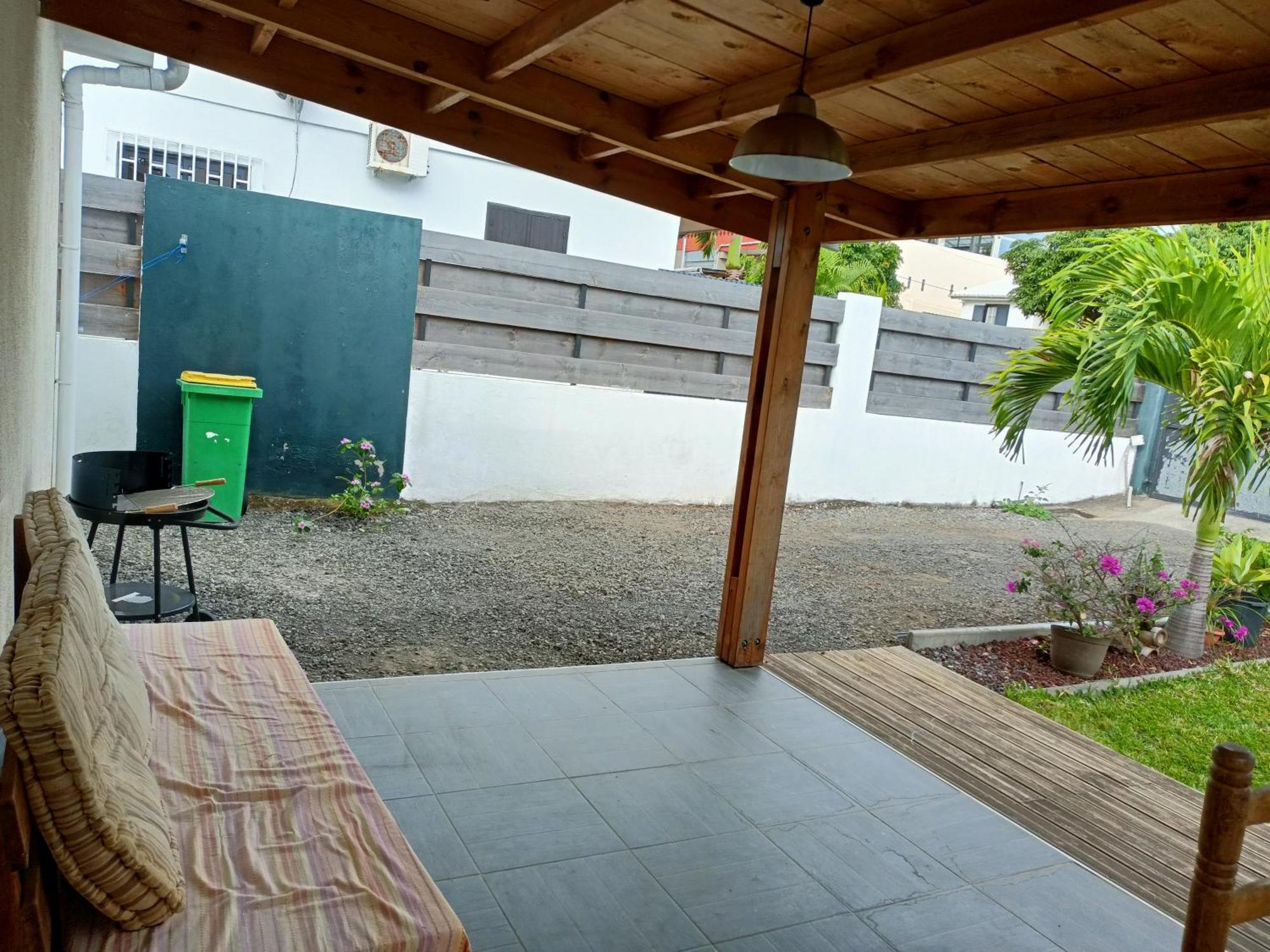 Jolie Maison T3 A St Pierre, 2 Chambres Avec Sdb, Grande Varangue, Jardin Saint Pierre Εξωτερικό φωτογραφία